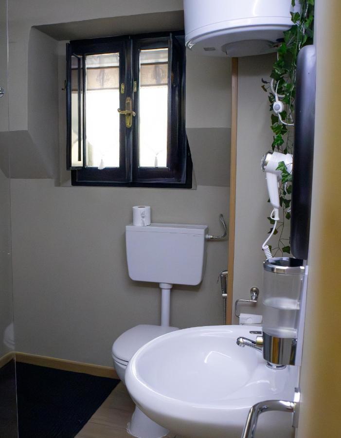 Don Pes Travel Rooms Sassari Exterior photo